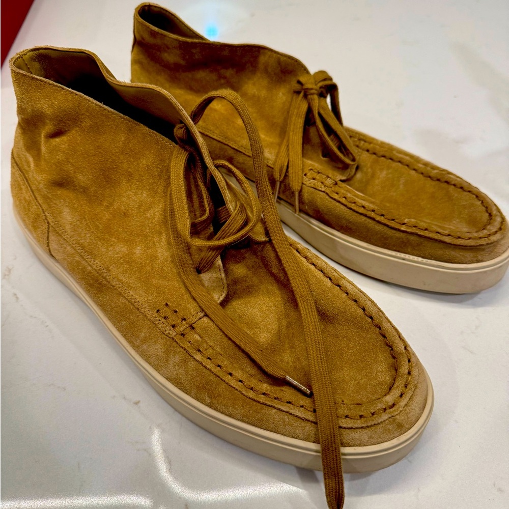Beige VINCE 100% suede moccasin boots - Size 11